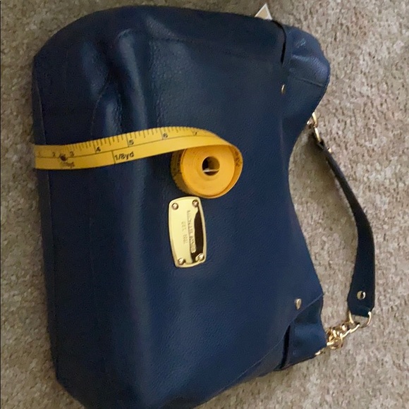 Authentic Michael Kors Shoulder Bag - Picture 4 of 5